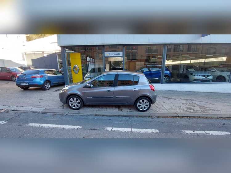 Renault Clio 1.5 DCI 105CV foto 6